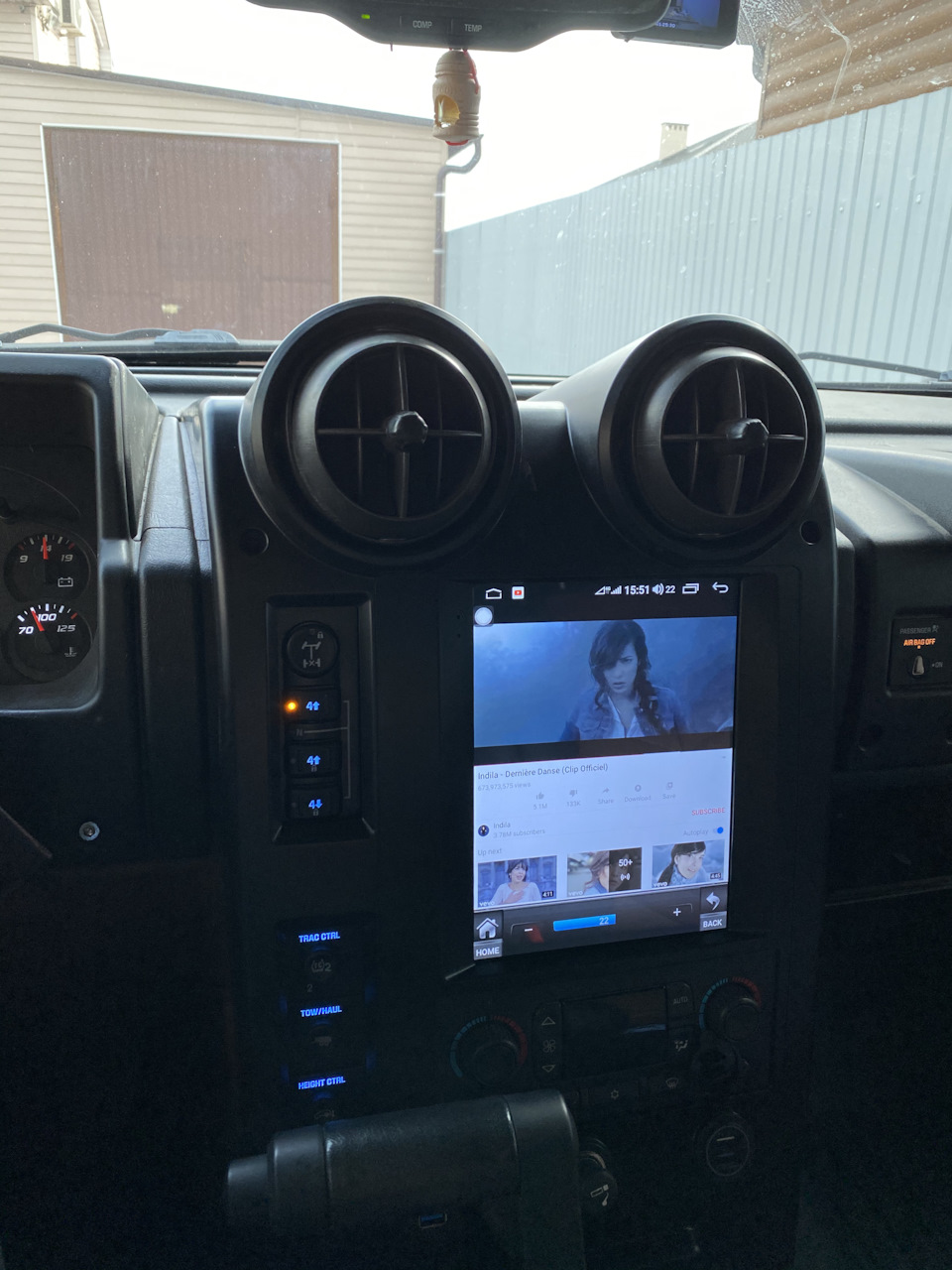 Не проста робота робити сучасний автомобіль з бегемота) 4