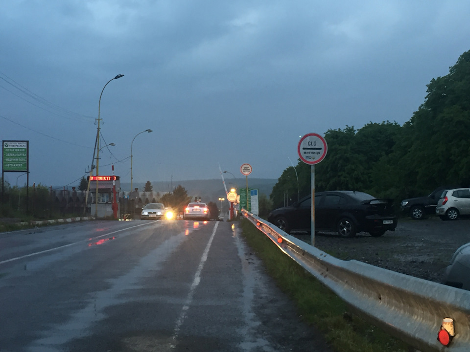 Коли ми повернемося розлуку вилучивши з грудей. Ми вам усміхнемося ми скажемо, що все позаду 🎼🎼 3