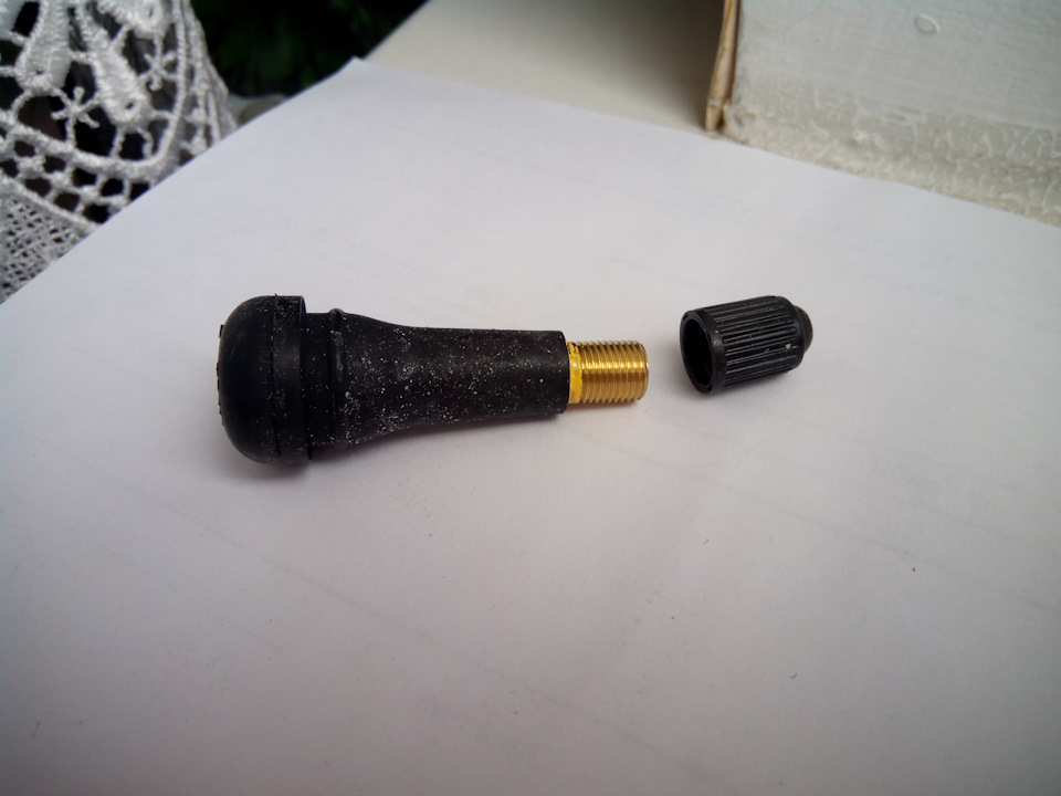 Вентиль для безкамерних шин Hyundai/Kia 52933-31300 1