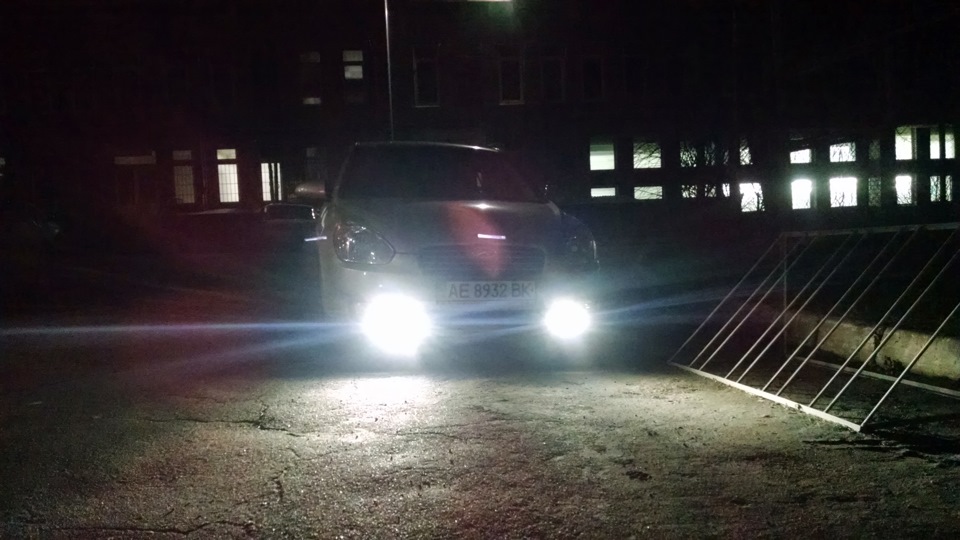 DRL Philips 12825 2