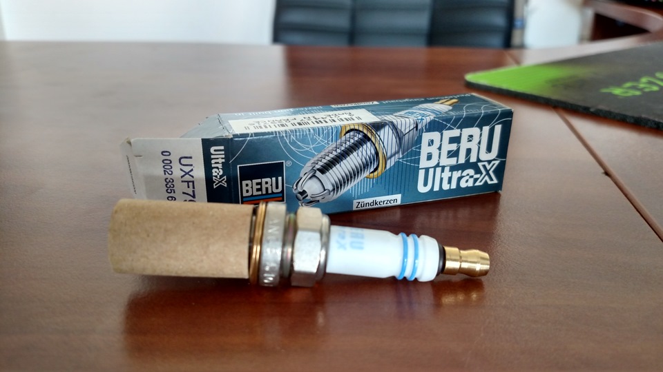 Заміна свічок Beru ultraX UXF79 2