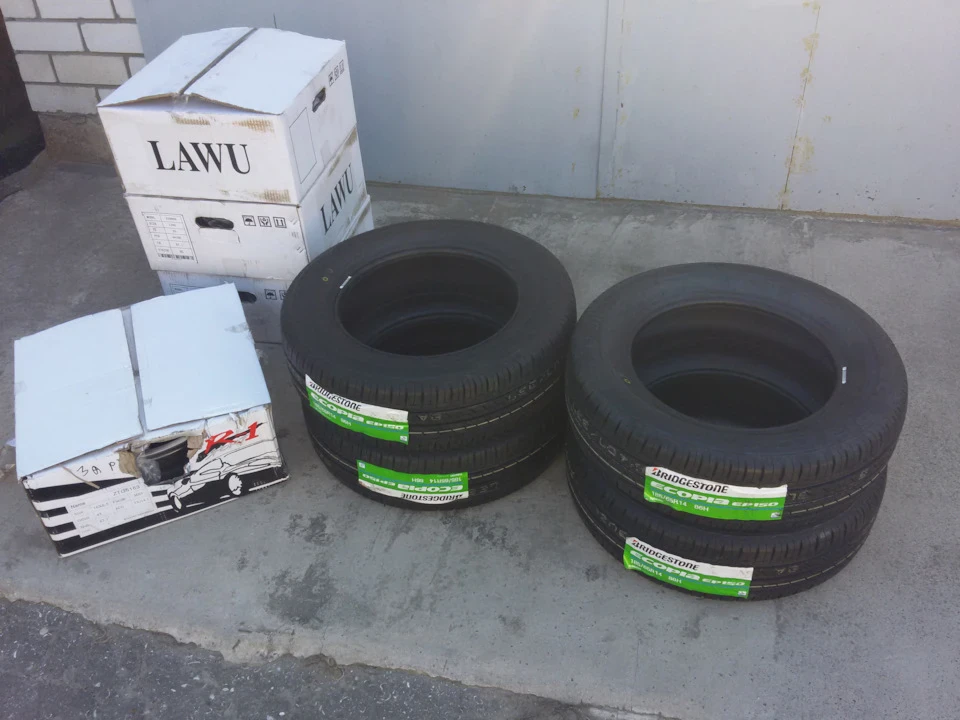 (Архів 3.04.16 ) Купівля покришок Bridgestone ecopia ep 150 185/65 r 14 та легкосплавні диски Lawu sl 219 R14 4x100