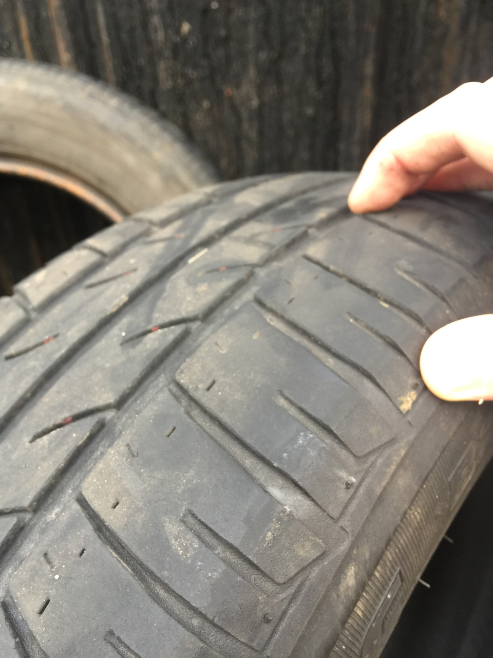 Продам пару летнего Bridgestone b 250 1