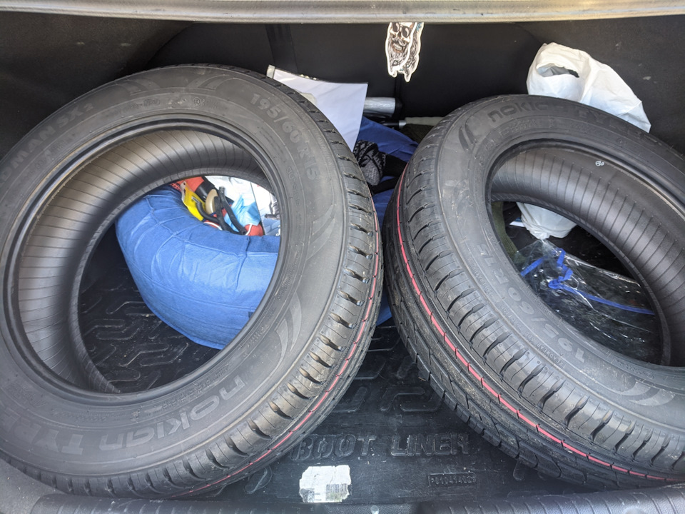 Перевзувся в літо Nokian sx2 195/60/15 1