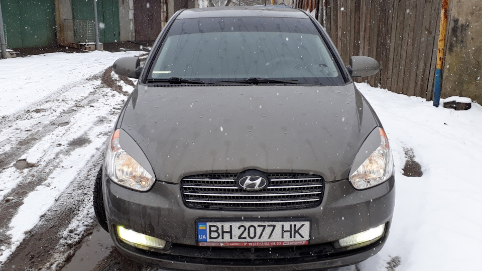 Спойлер, козирок, вії 3