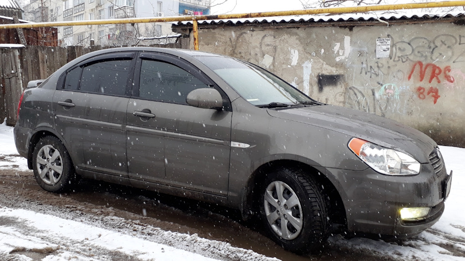 Спойлер, козирок, вії 4
