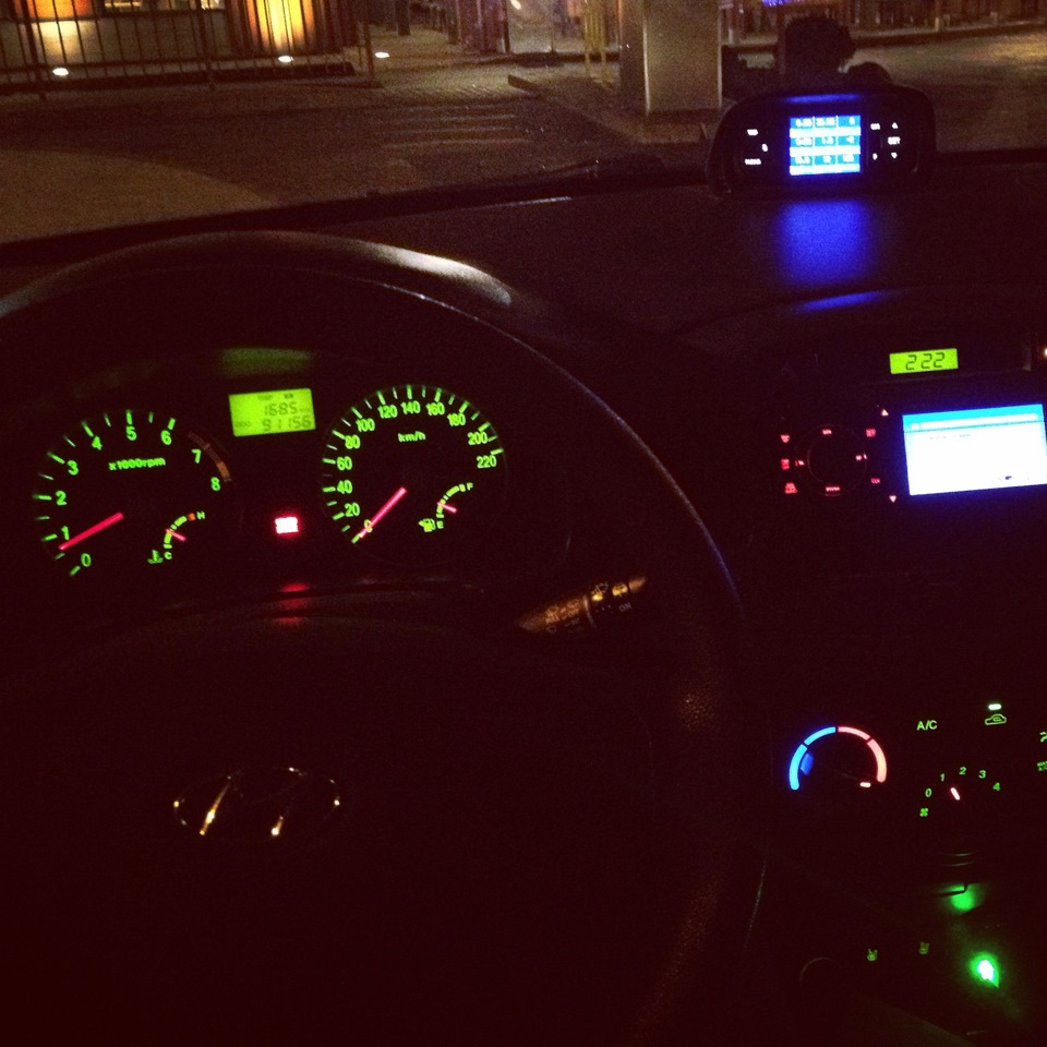 Бортовий комп'ютер Multitronics TC 750 2