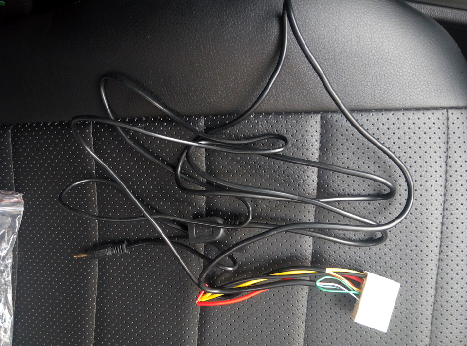 Підключення USB&AUX до штатної магнітоли. 3