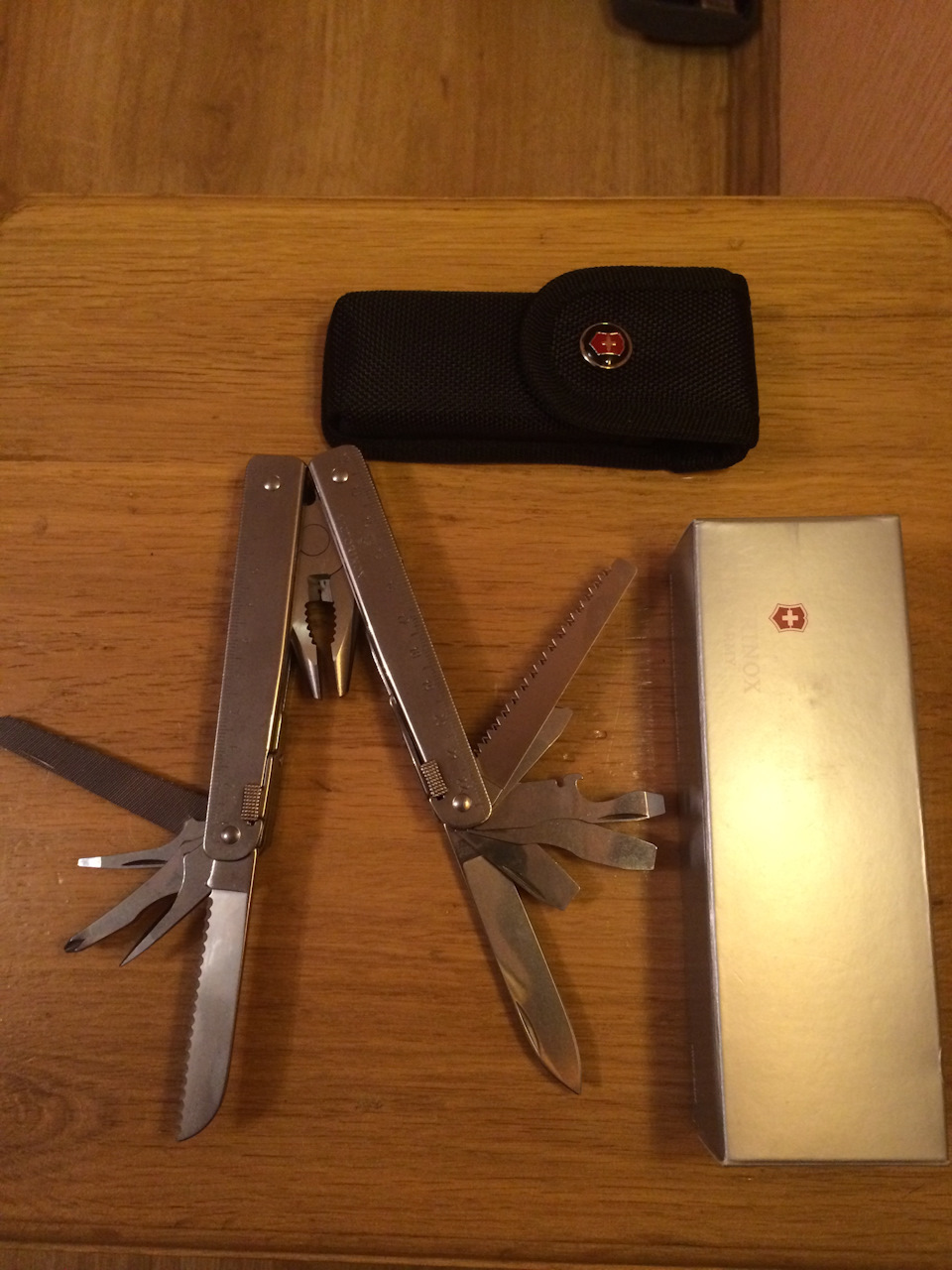 Мультитул Victorinox swisstool 3