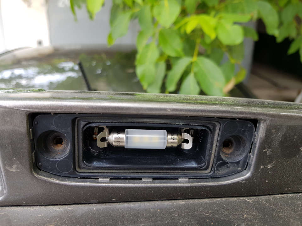 Підсвічування номера. LED 2