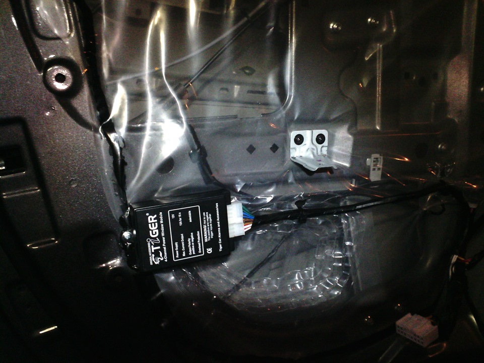 Встановив доводчики Tiger PWM-4 1