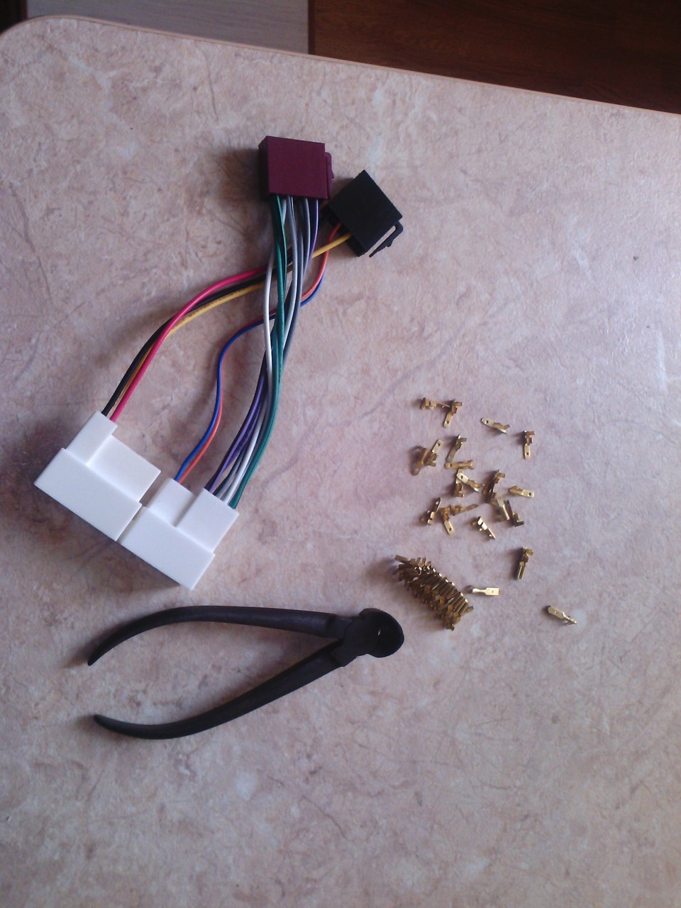 Установка 2-din Pioneer на Hyundai Accent 3