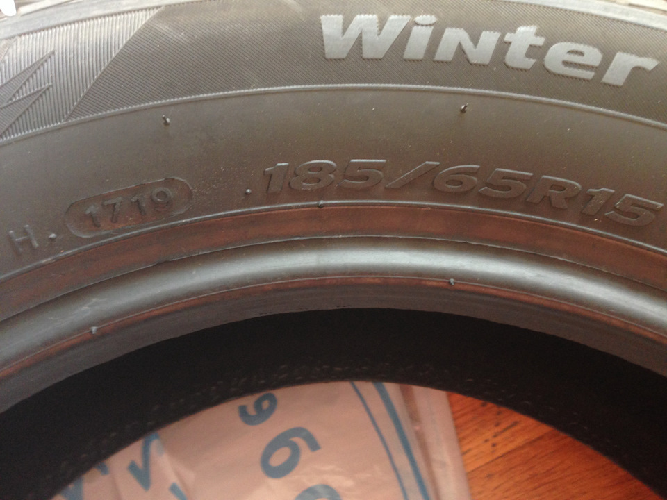Зимова гума, вибір та купівля-Hankook W616 185/65 R15 92T 5