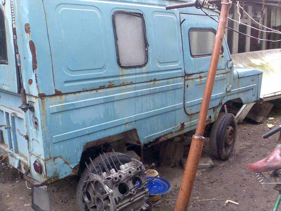 Старенький ЛУАЗик 2