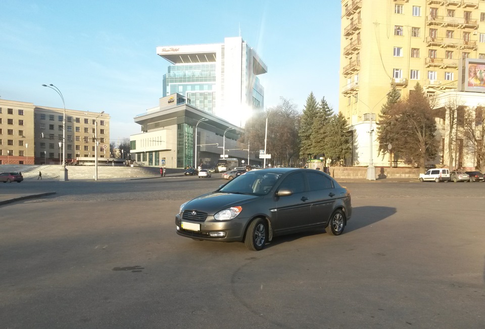 Фото на найбільшій площі Європи :) 3