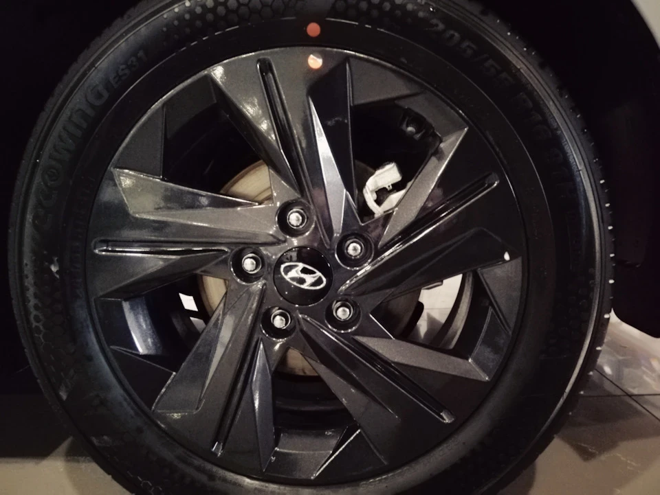 R15