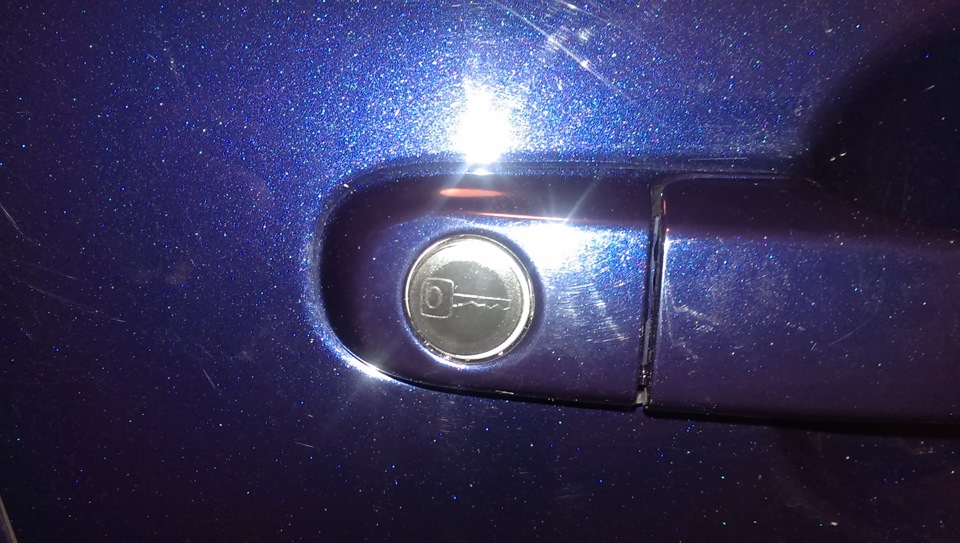 Аля Mercedes-Benz або просто заглушка 2