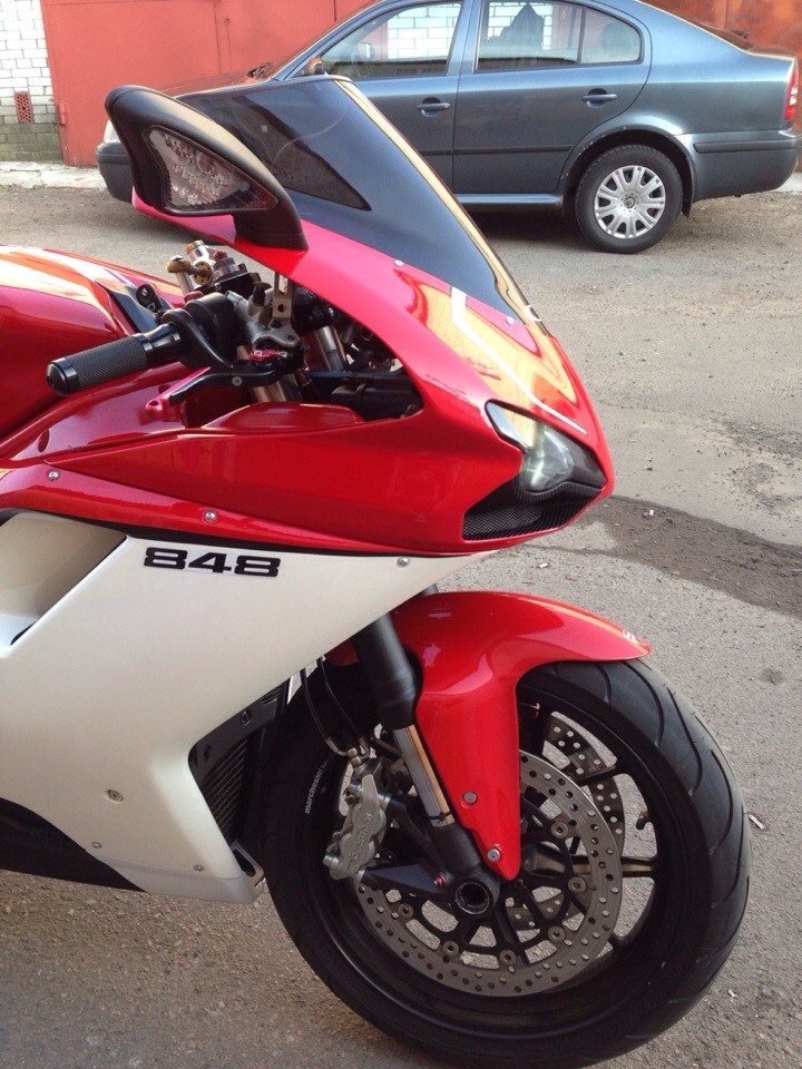 Продам Ducati 848 1