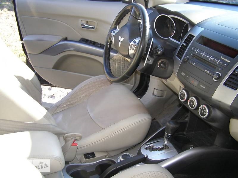 Продаю Батин Mitsubishi Outlander XL -3.0 5