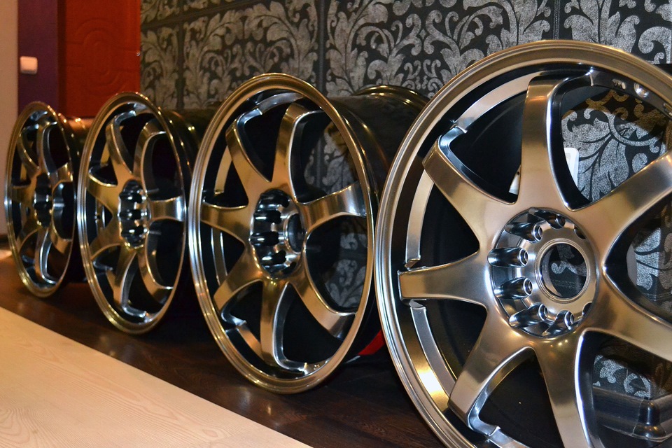 ♛ XXR 522 R18 J8.5 ET30 3