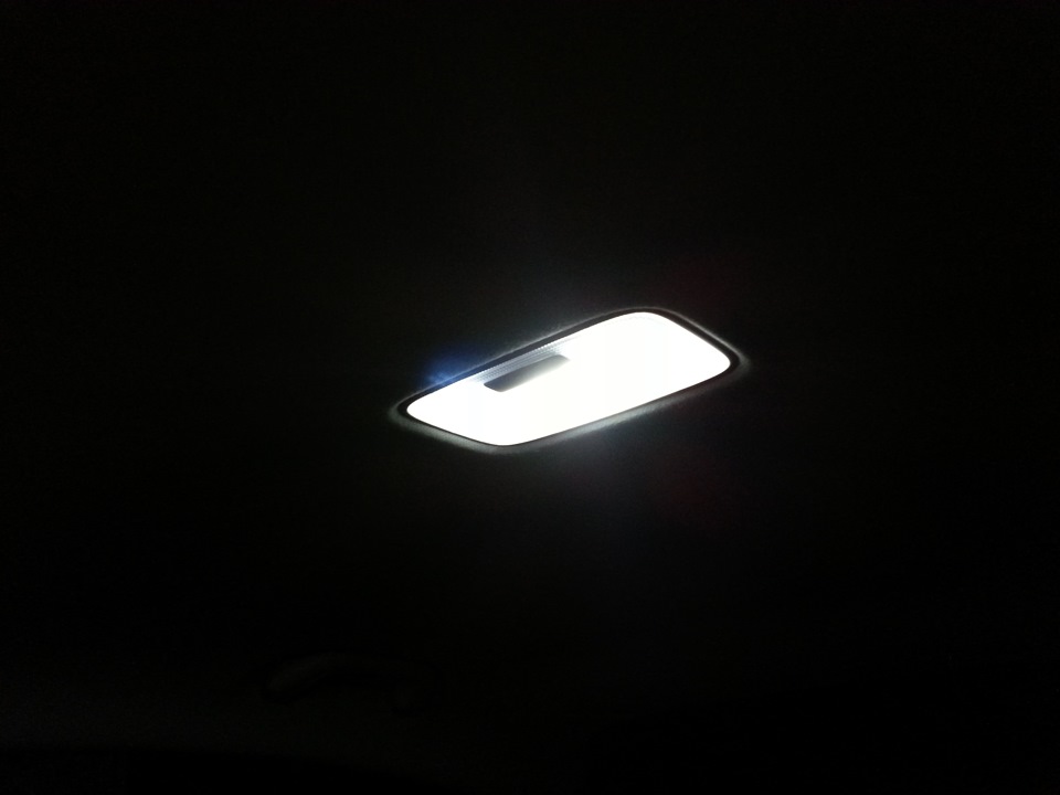 LED лампочки в салон 4