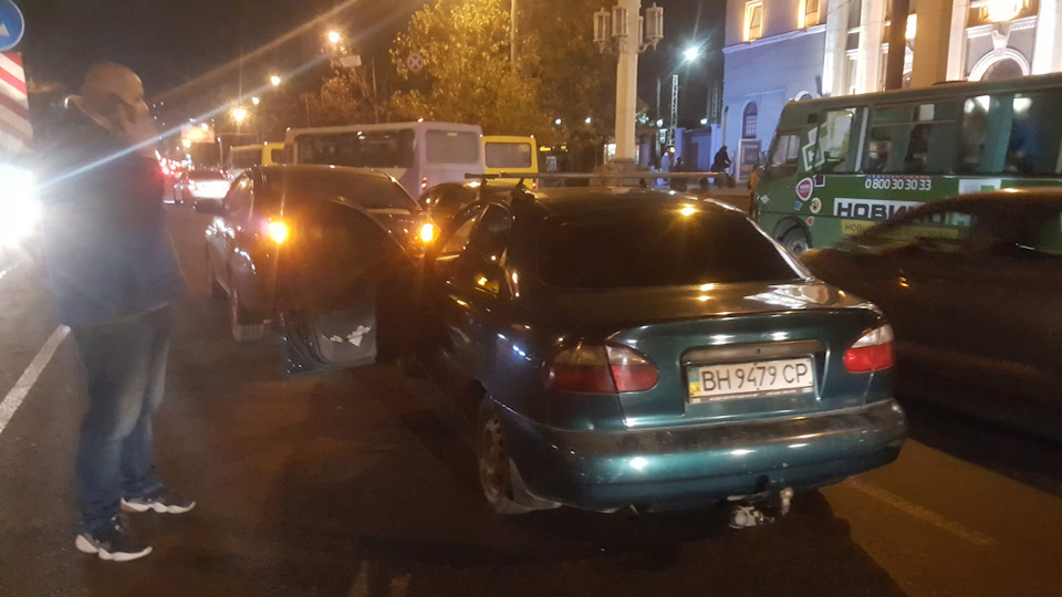 писар підкрався 2