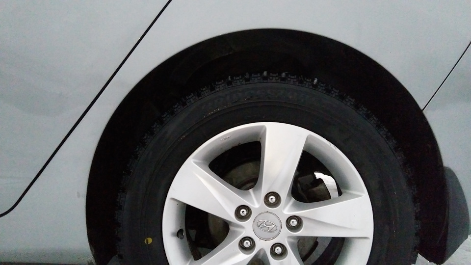 Невеликий тест по снігу Bridgestone Blizzak VRX (205/60/R16) 2