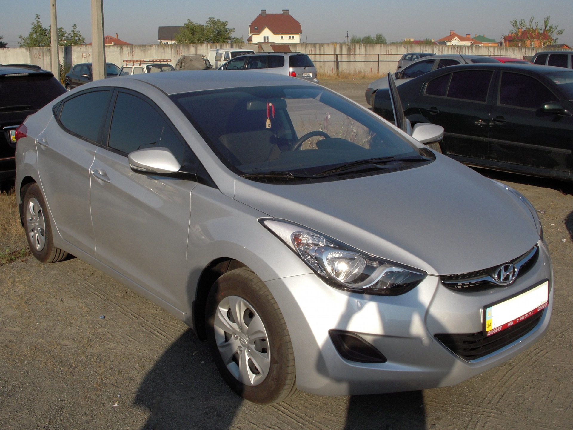 Elantra та Chery 1
