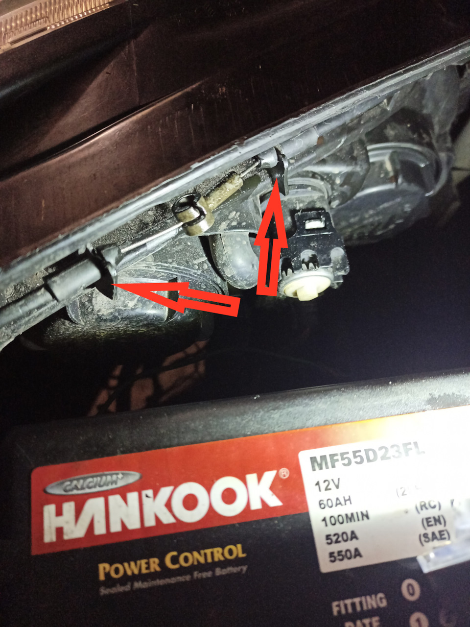 Не відкривається капот Hyundai Elantra 2