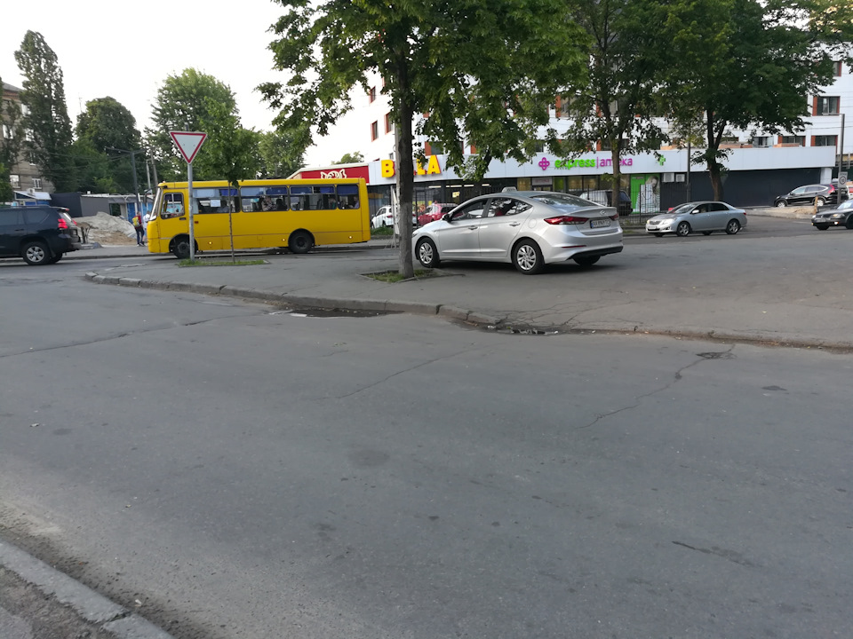 Таксі 1