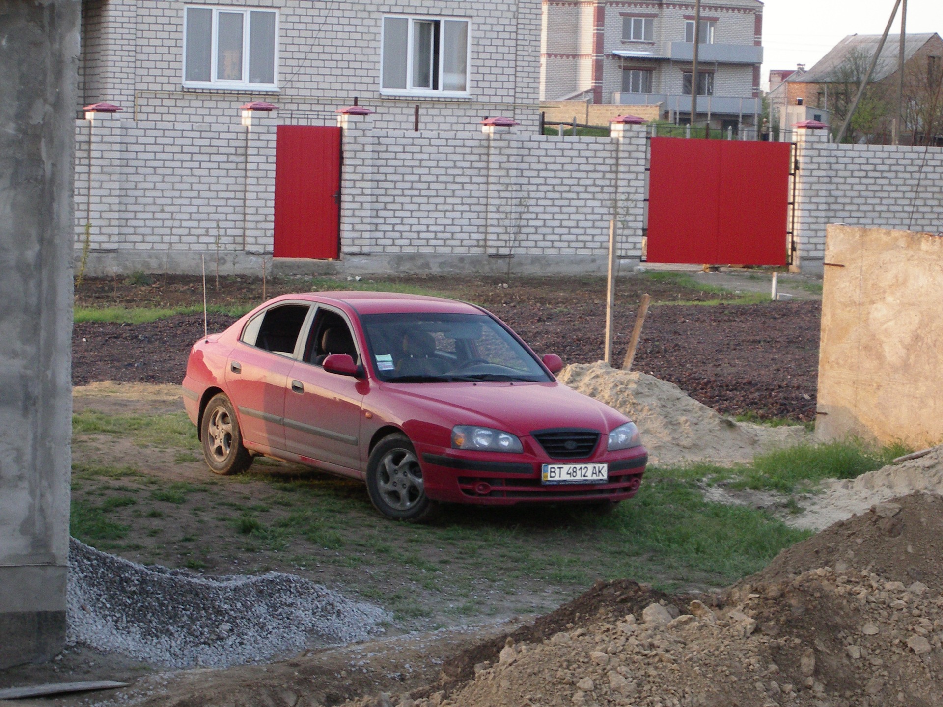 Елантри бруду не бояться 1