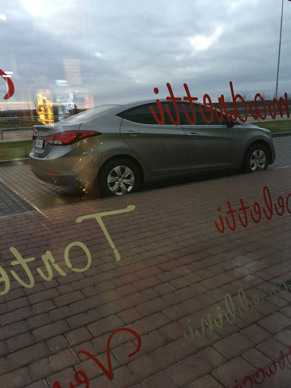 Elantra 3