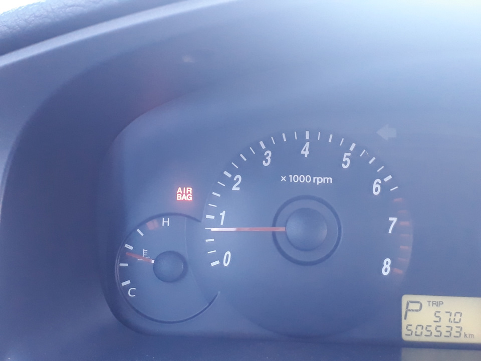 Потрапив у яму зайнявся airbag 1