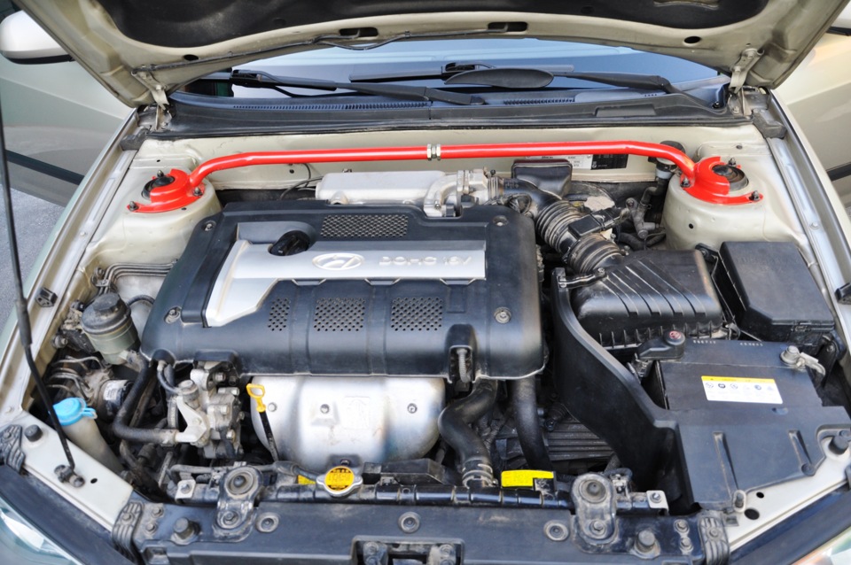 Розпорка передніх стійок HYUNDAI ELANTRA XD 5