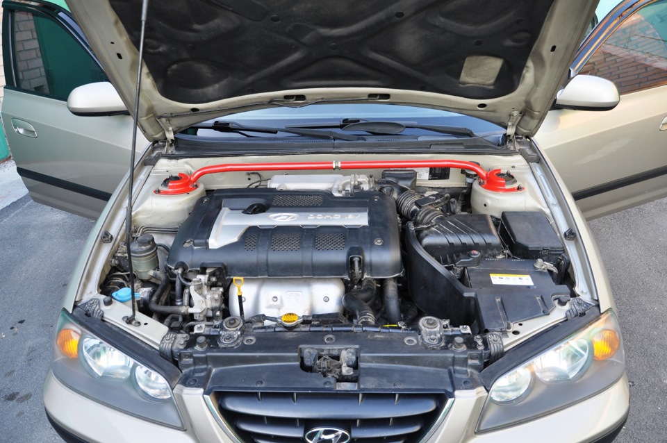 Розпорка передніх стійок HYUNDAI ELANTRA XD 4