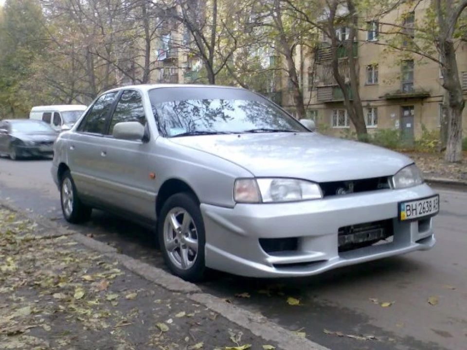 Ліплення переднього бампера