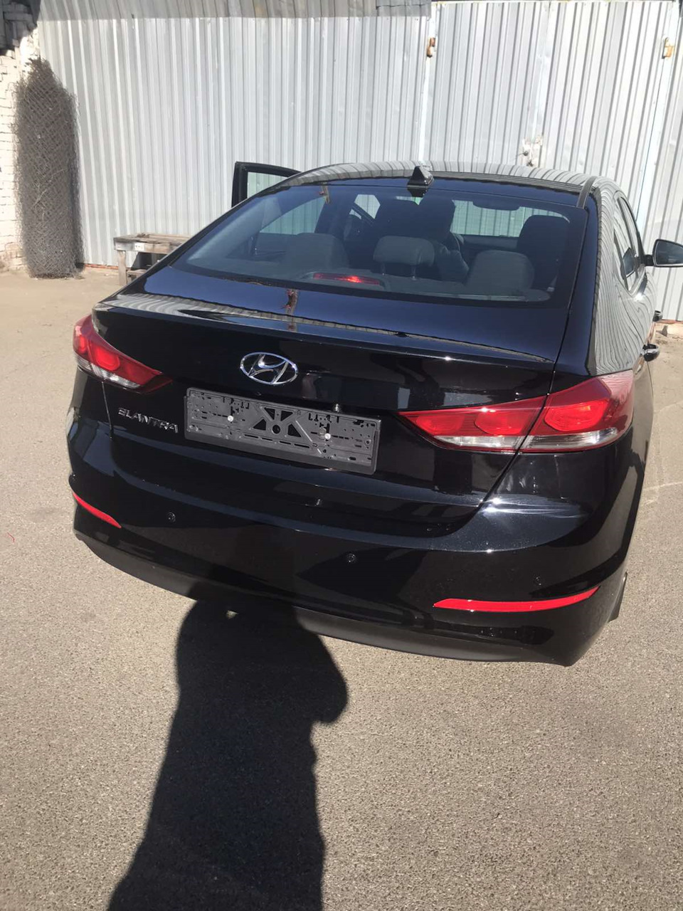 Ремонт, після доставки з США Hyundai Elantra 2.0 4