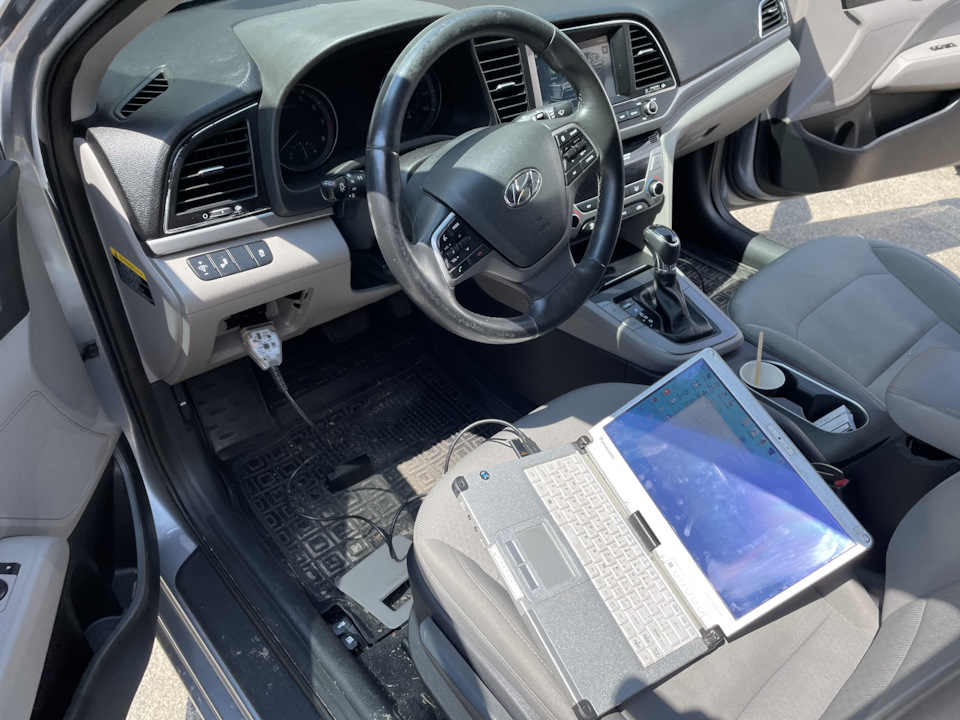 Русифікація панелі приладів Elantra з Англійської на Російський плюс зробив другий ключ. 1