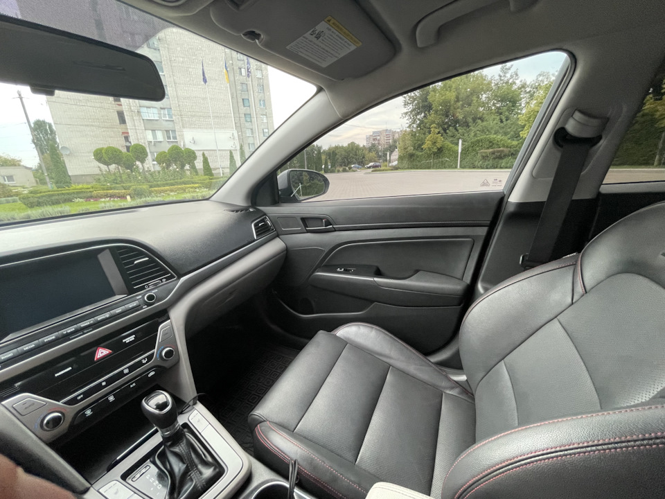 Салон від Elantra Sport ч.2 5