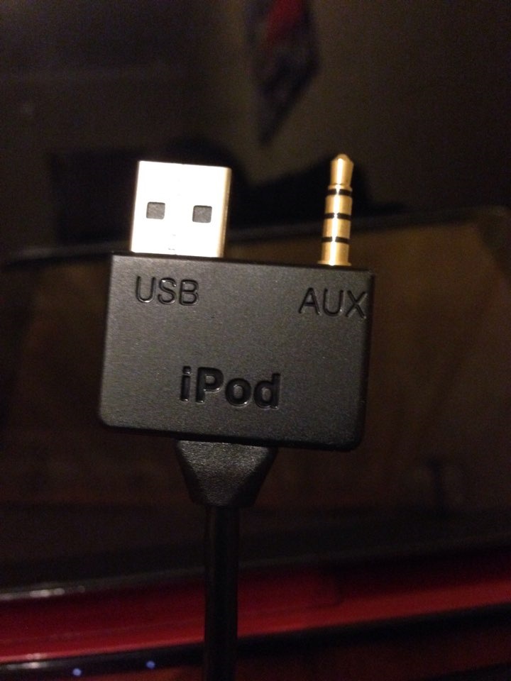 Шнурок на Apple 3
