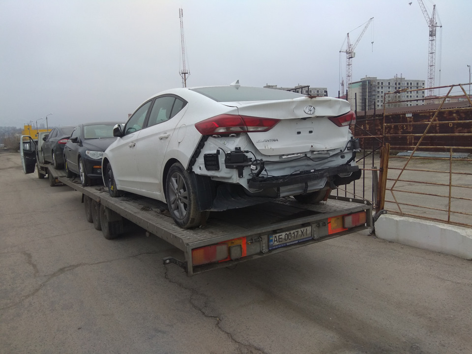 Прибуття в Україну, зустріч з автовозу вдома. 2