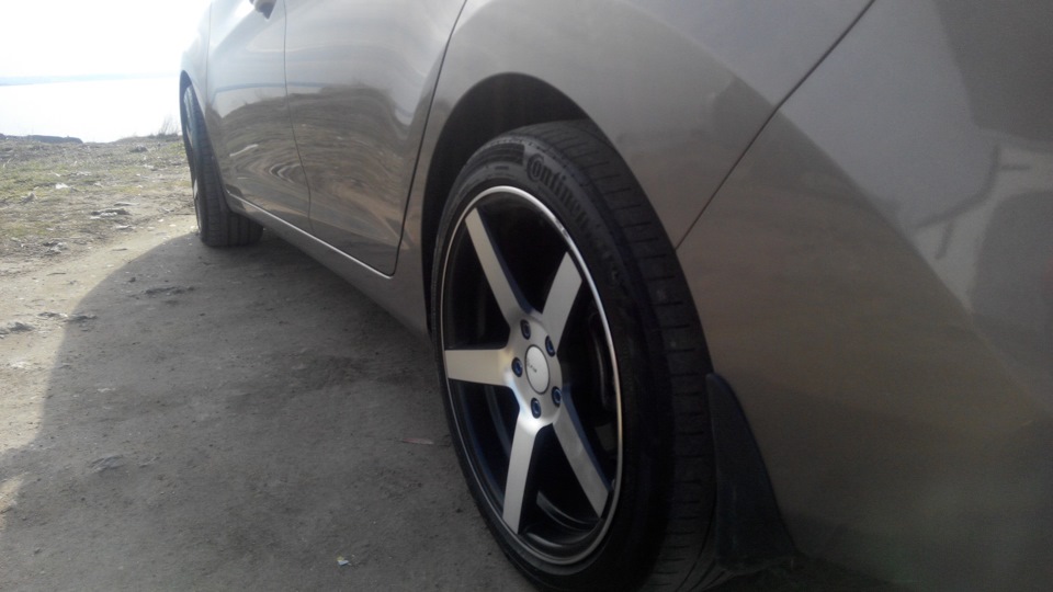 Перевзувся на 18 vossen 4
