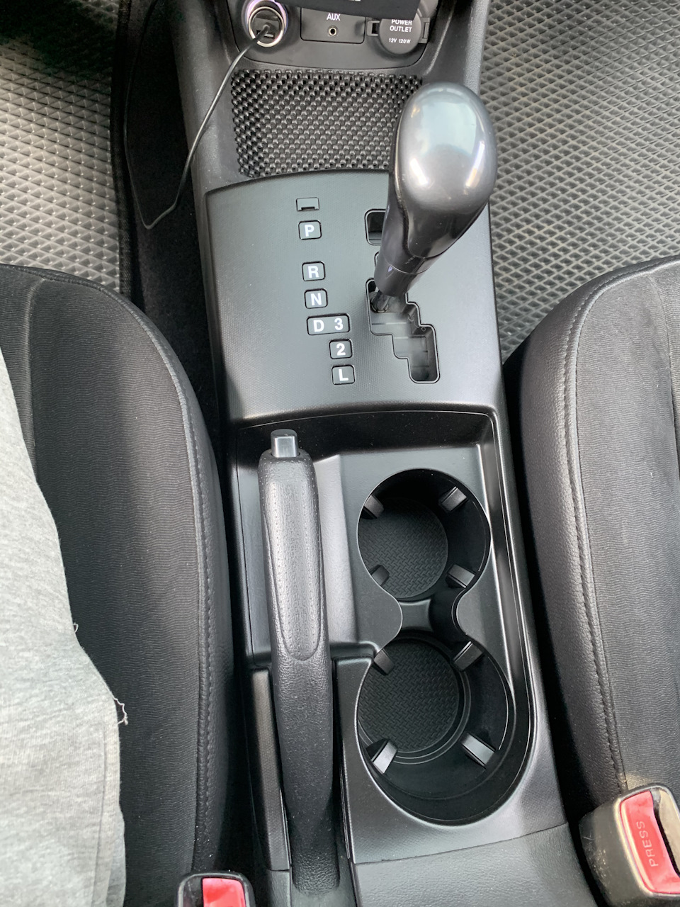 Панель акпп та plasti dip 1
