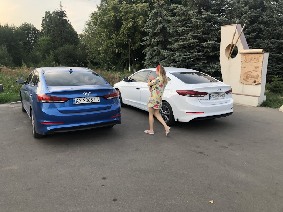 Діліться регламентом обслуговування Elantra AD 2