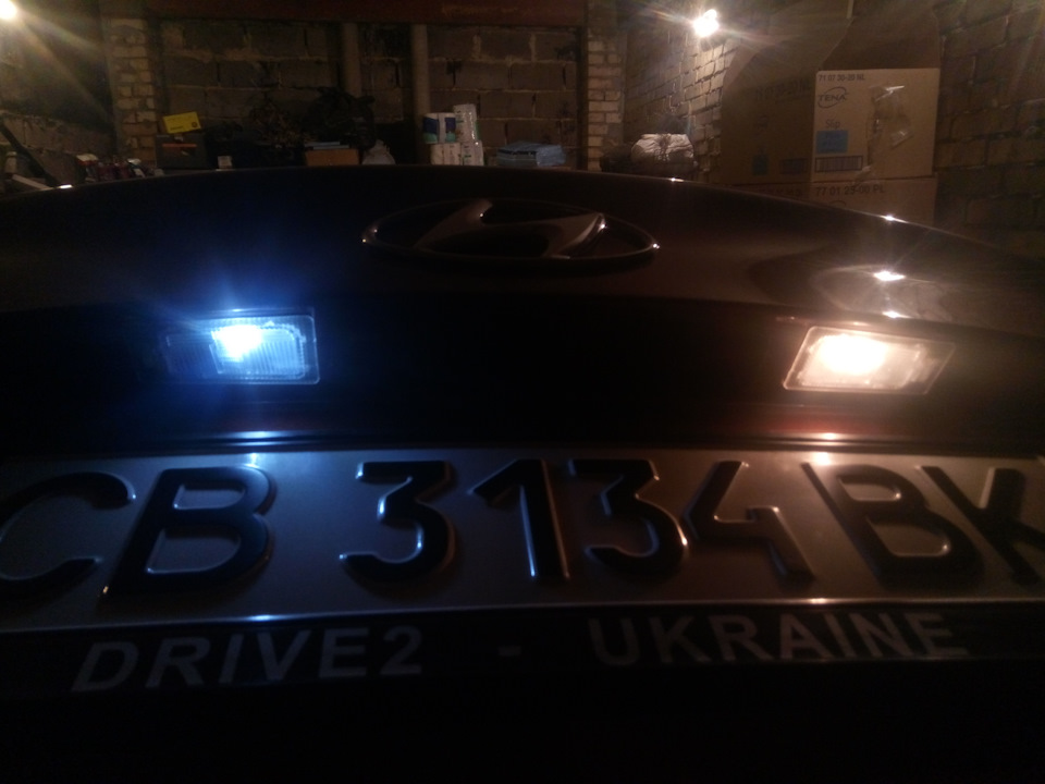 Номірні рамки + освітлення номера. 5