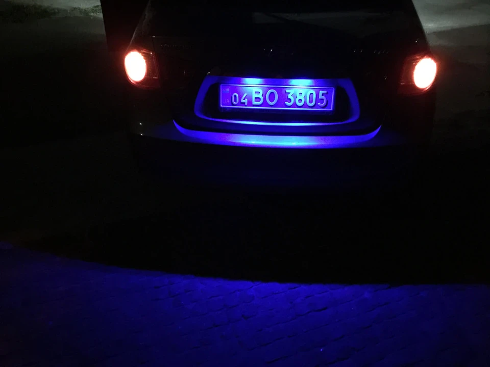 Задняя подсветка номера