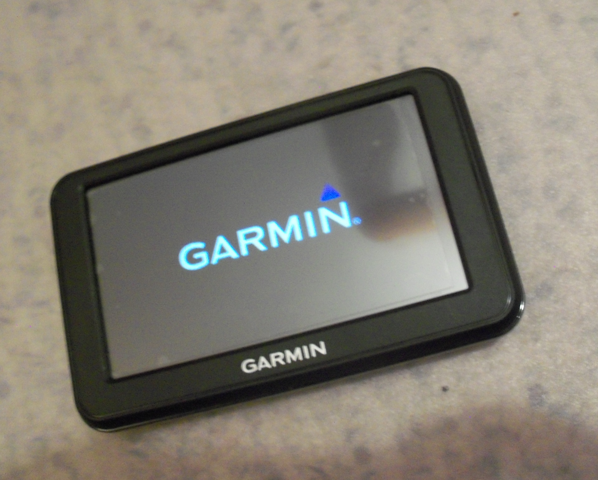 Навігатор Garmin nuvi 40 LM. 4