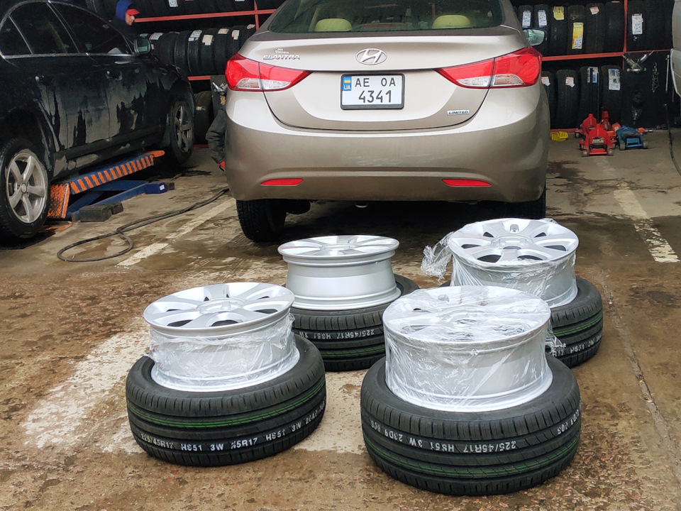 Літо Kumho 225 45 17 1