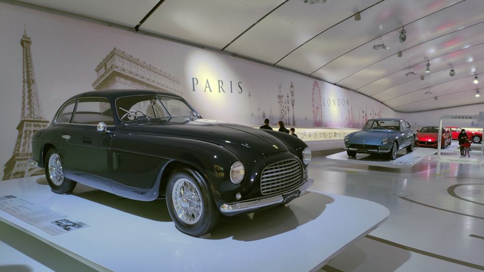 Музей Enzo Ferrari у Модені 5