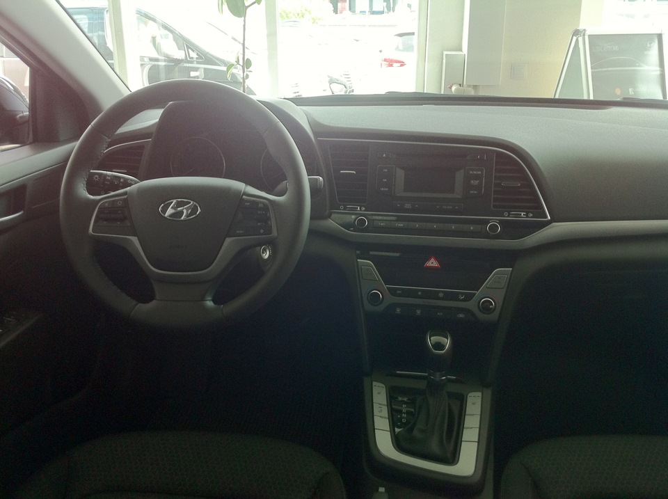 Нова Hyundai Elantra 2016 року. Моя думка 4
